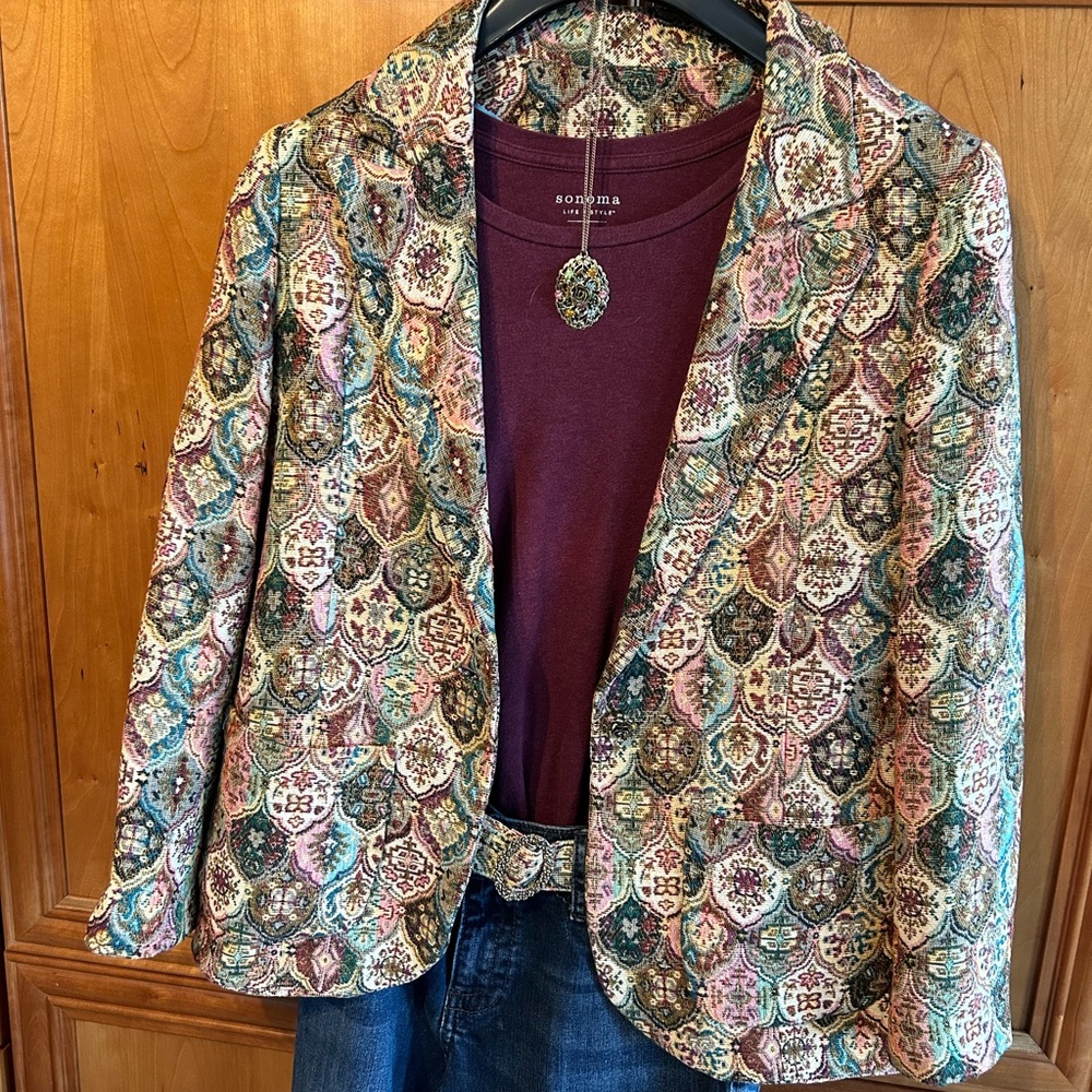 Vintage Tapestry Blazer & belt w/ matching antique necklace